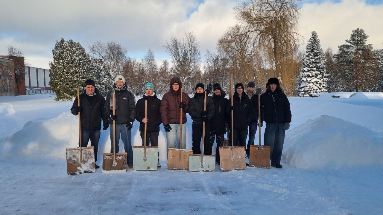 ЖЛОБИНСКИЙ КОЛЛЕДЖ СФЕРЫ ОБСЛУЖИВАНИЯ В БОРЬБЕ СО СТИХИЕЙ